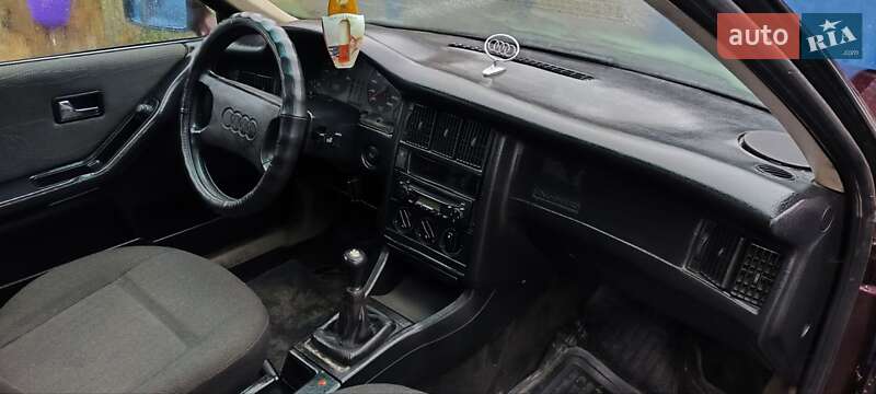 Седан Audi 80 1988 в Помошной
