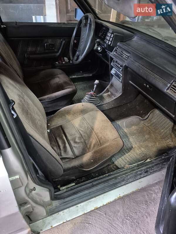 Седан Audi 80 1984 в Львові