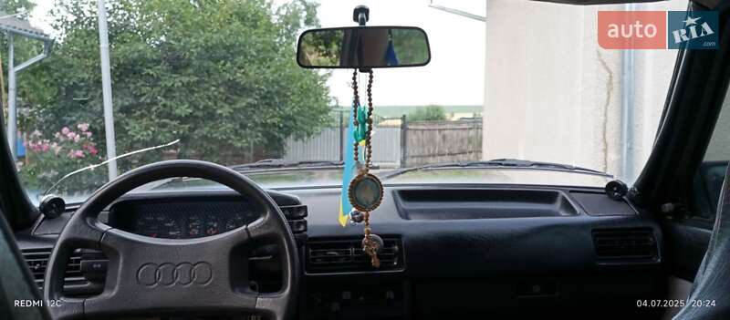 Седан Audi 80 1986 в Кельменцях