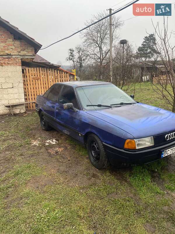 Седан Audi 80 1987 в Винниках