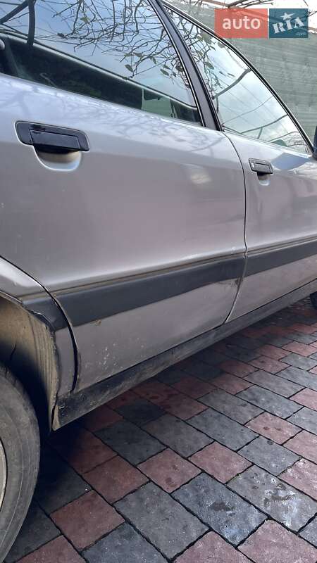 Седан Audi 80 1989 в Ужгороді