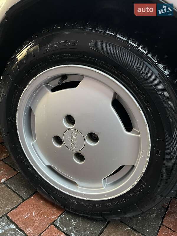 Седан Audi 80 1989 в Ужгороді