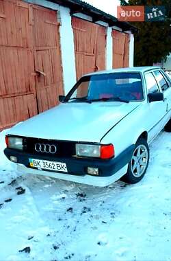 Седан Audi 80 1985 в Ровно