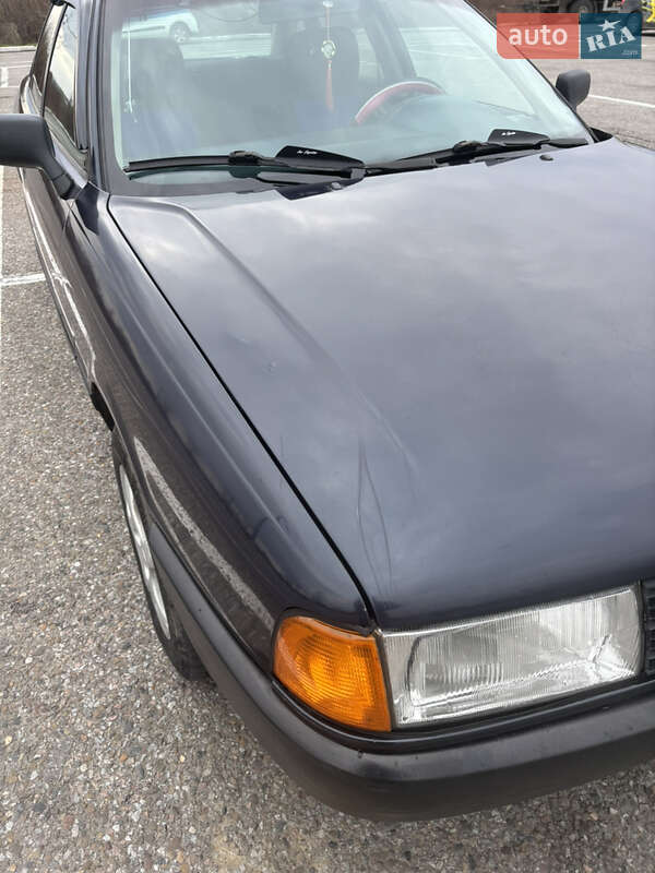 Седан Audi 80 1989 в Чернівцях фото 7 Седан Audi 80 1989 в Чернівцях