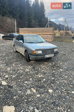 Седан Audi 80 1988 в Верховине