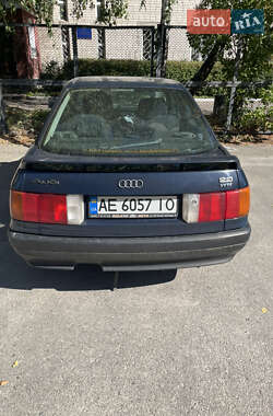 Седан Audi 80 1989 в Каневе