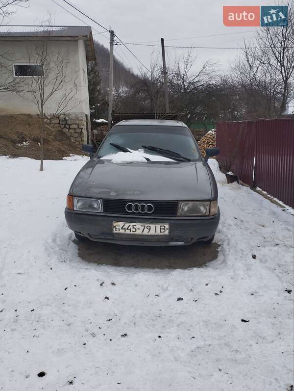 Седан Audi 80 1988 в Надворной фото Седан Audi 80 1988 в Надворной