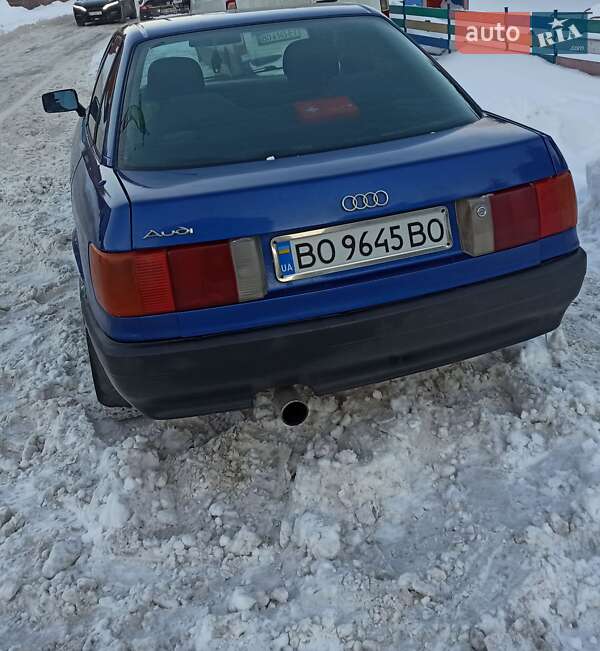 Седан Audi 80 1989 в Копычинце
