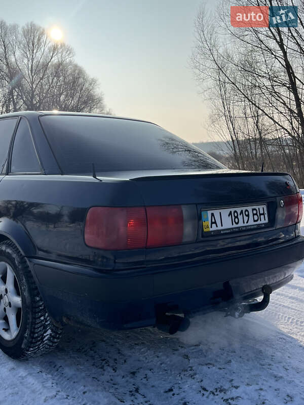 Седан Audi 80 1993 в Глухове