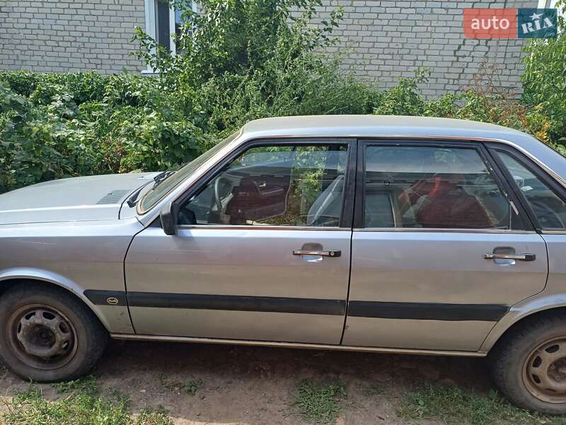 Седан Audi 80 1986 в Шполе