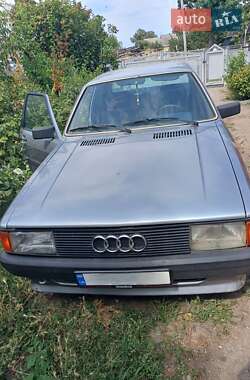 Седан Audi 80 1986 в Шполе