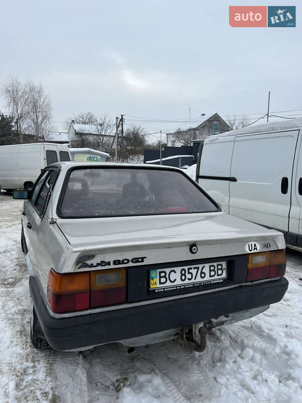 Седан Audi 80 1985 в Городку фото 5 Седан Audi 80 1985 в Городку