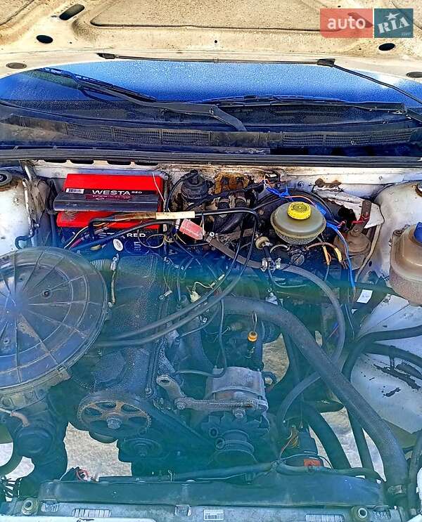 Седан Audi 80 1987 в Любомлі