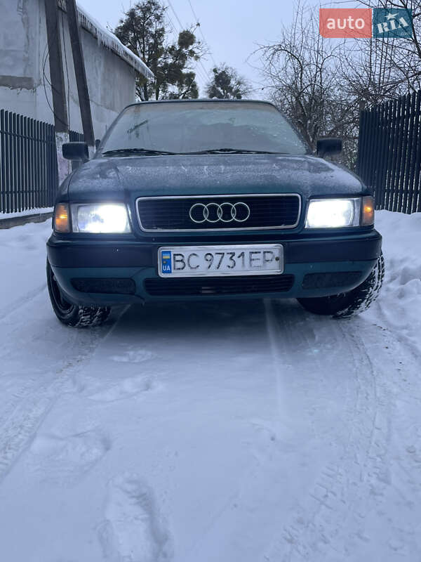 Седан Audi 80 1992 в Глинянах