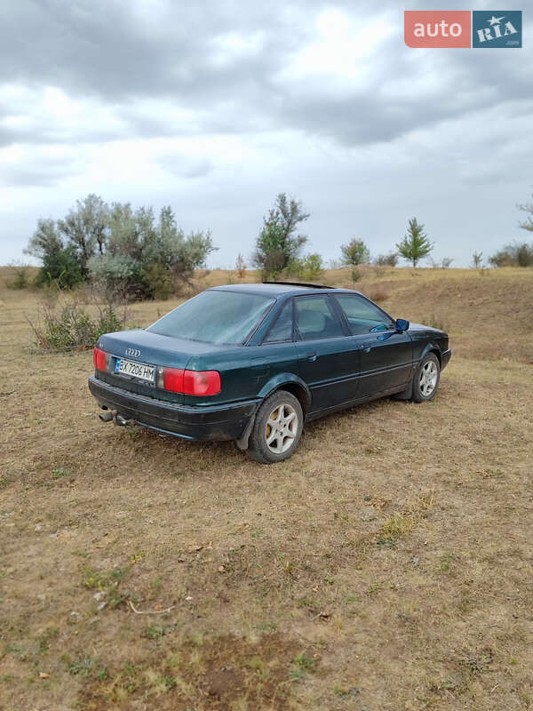 Седан Audi 80 1993 в Барвенкове