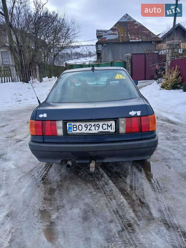 Седан Audi 80 1988 в Теребовлі