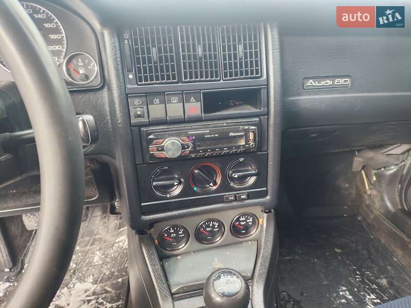 Седан Audi 80 1994 в Тернополе