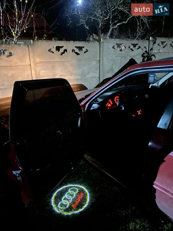 Седан Audi 80 1987 в Жовкві