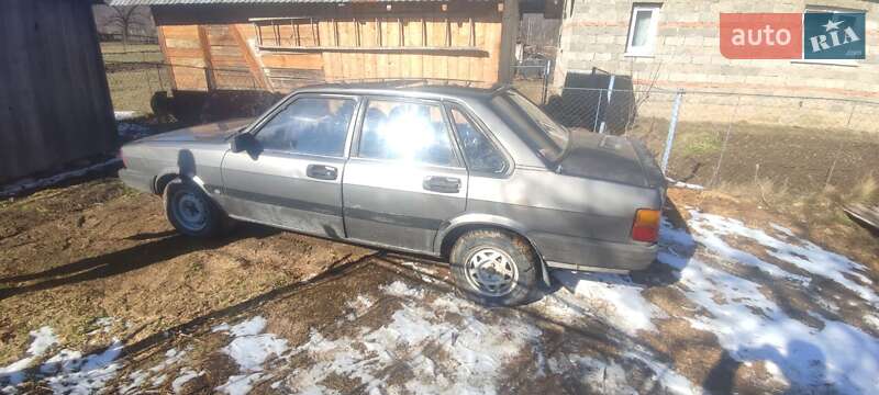 Седан Audi 80 1986 в Надвірній