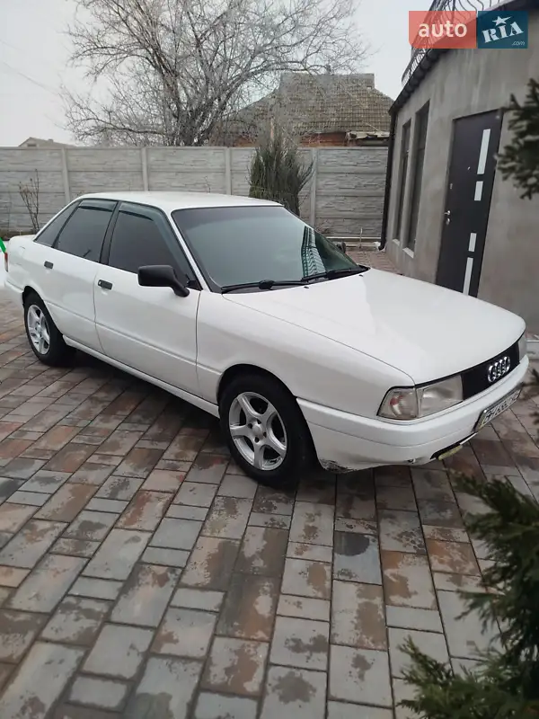 Audi 80