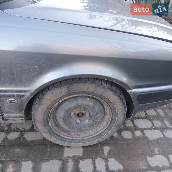 Седан Audi 80 1994 в Жовкве