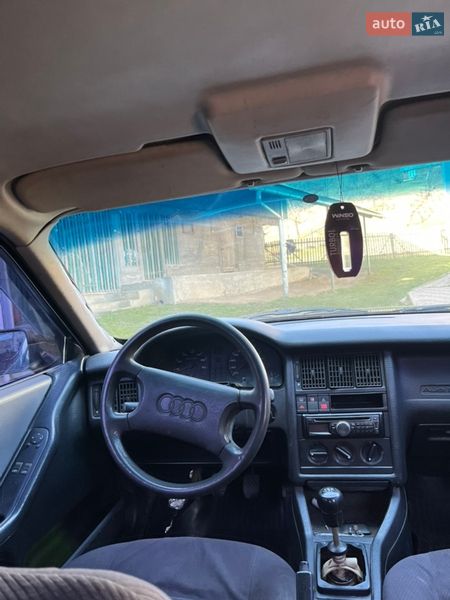 Седан Audi 80 1994 в Дубовом