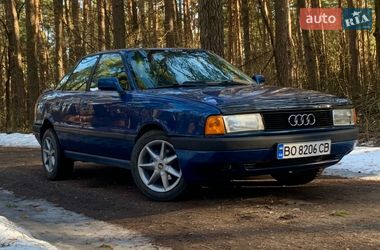 Седан Audi 80 1988 в Кременце
