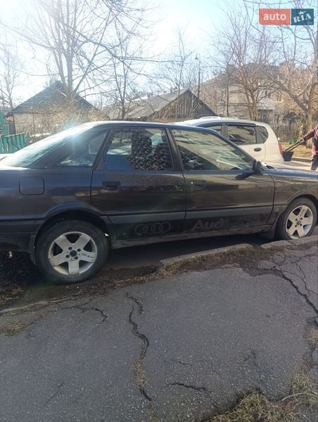 Седан Audi 80 1987 в Кременчуці