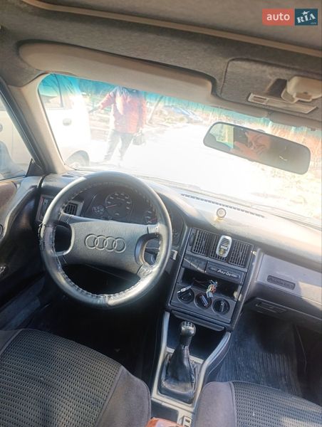 Седан Audi 80 1987 в Кременчуці