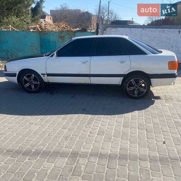 Седан Audi 80 1989 в Городке фото 6 Седан Audi 80 1989 в Городке
