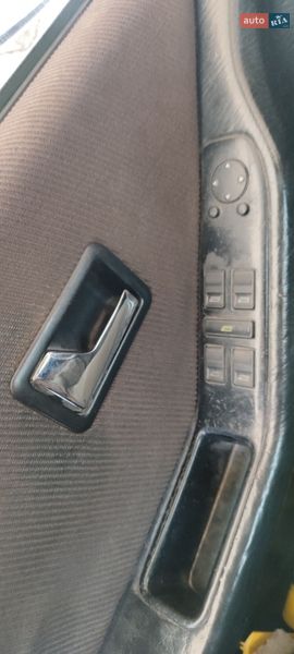 Седан Audi 80 1989 в Буске