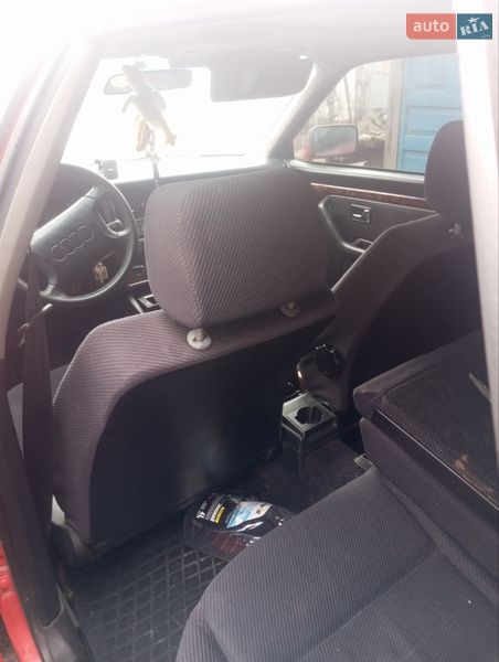 Седан Audi 80 1988 в Новых Петровцах