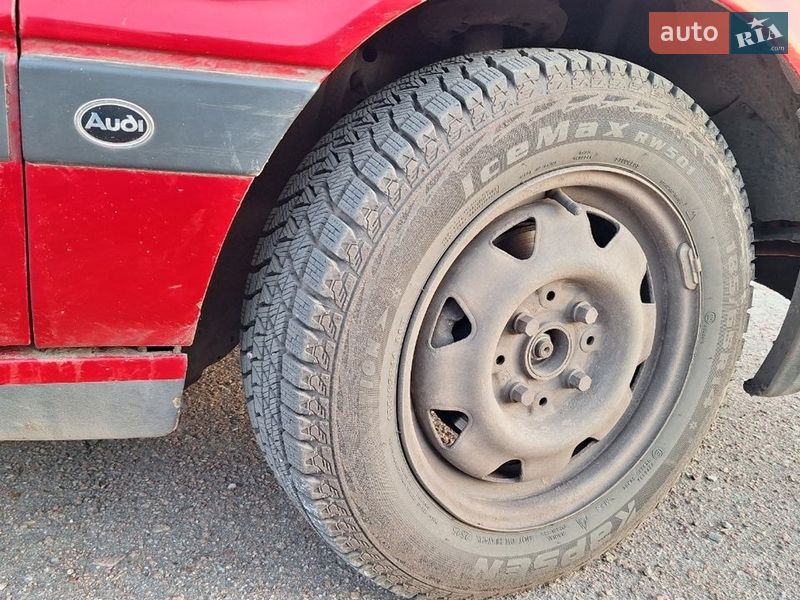 Седан Audi 80 1987 в Варве
