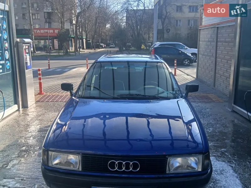 Audi 80