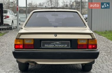 Седан Audi 80 1986 в Каменском