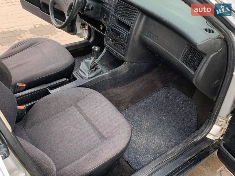 Седан Audi 80 1991 в Кривом Роге фото 7 Седан Audi 80 1991 в Кривом Роге