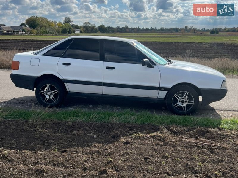 Седан Audi 80 1987 в Новомосковську