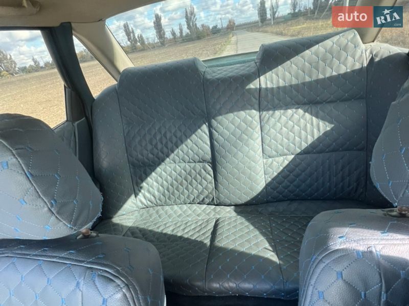 Седан Audi 80 1987 в Новомосковську