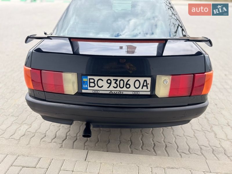 Седан Audi 80 1989 в Бориславі