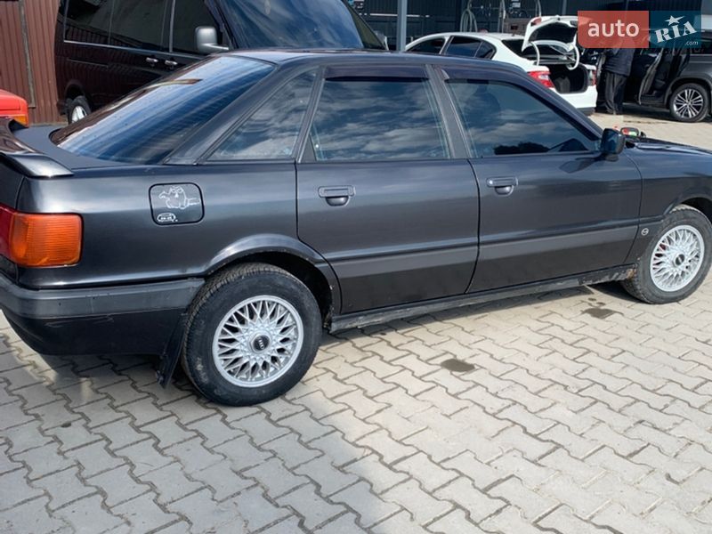 Седан Audi 80 1990 в Недобоевцах фото 5 Седан Audi 80 1990 в Недобоевцах