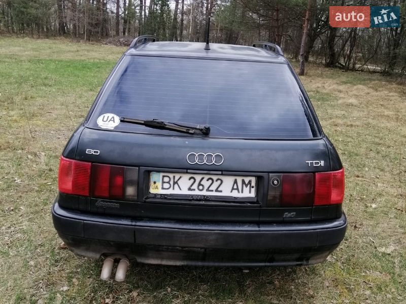 Универсал Audi 80 1993 в Вараше