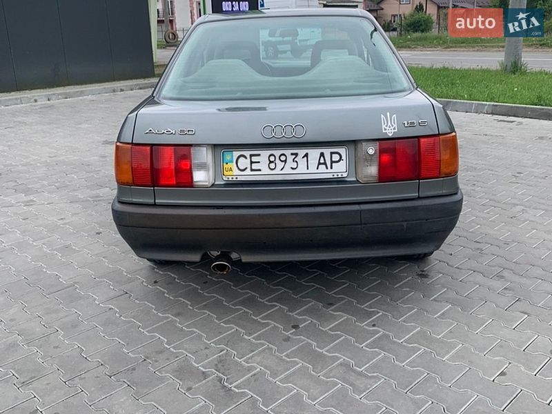 Седан Audi 80 1990 в Чернівцях