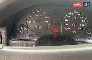 Седан Audi 80 1990 в Чернівцях