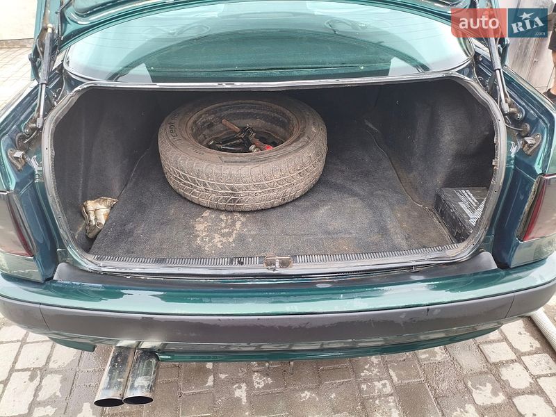 Седан Audi 80 1993 в Рівному