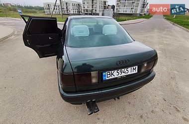 Седан Audi 80 1993 в Ровно