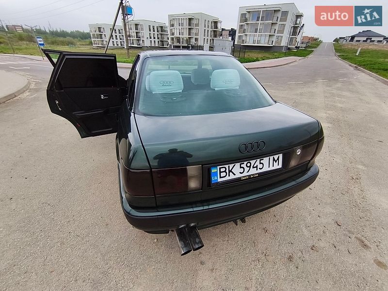 Седан Audi 80 1993 в Ровно