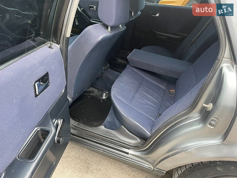 Седан Audi 80 1994 в Львове