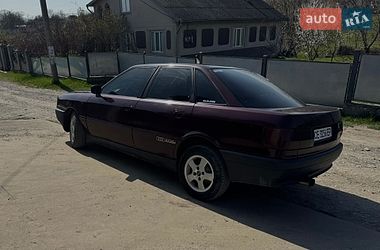 Седан Audi 80 1990 в Кельменцах