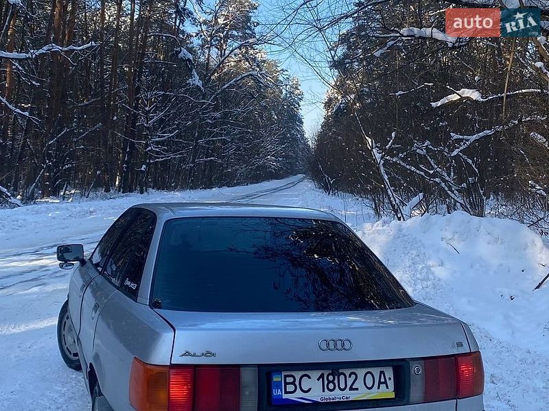 Седан Audi 80 1990 в Львові