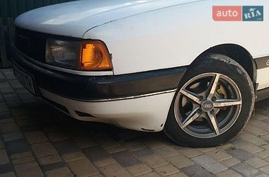 Седан Audi 80 1988 в Черноморске